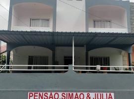 Pensão Simão & Júlia