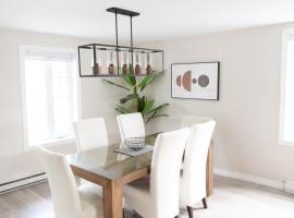 3min du ferry Maison bien &eacute;quip&eacute;e Parking et Jardin, holiday home in L&eacute;vis