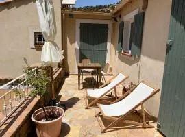 Un petit coin de paradis - Studio Pura Vida, à 200m de la plage dans une calanque préservée