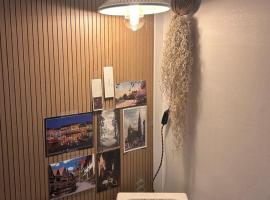 Momo House2, hotel sa Gimhae