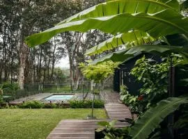 Keshi Cottage