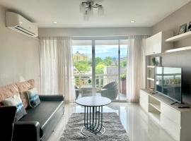 Baan Sabai Rama IV Apartment, hotel v destinácii Bangkok