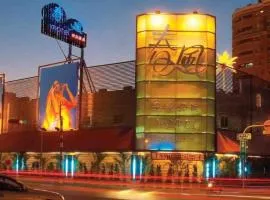 Spring Breeze Boutique Motel