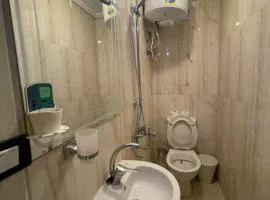 ستوديو ارضي مدخل خاص