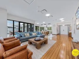Penthouse living at the Port of Airlie