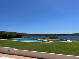 Es CASTELL 03 by SOM Menorca, hotel in Fornells