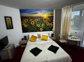 BUTIK Hotel 350m od plaży – hotel w mieście Ustronie Morskie