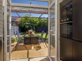 The Dodsworth modern 4 bedroom house, sleeps 8