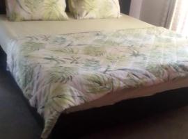 Modren vill bahriatown karachi, hotel v destinaci Goth Morio