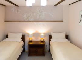 Стаи за гости в Ритрийт Център "Светлина Мир Любов" Guest rooms in Light Peace Love Center, hotel a Pastra