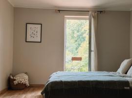 Striķu15 - Dzīvoklis ar terasi, apartment in Saldus