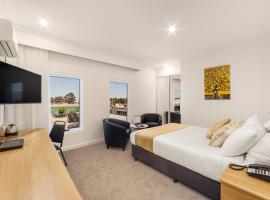 Ciloms Airport Lodge, motel in Melbourne