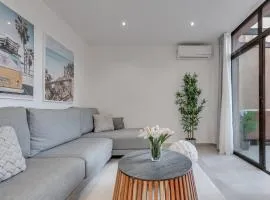 Charming Apartment Paraiso Beach
