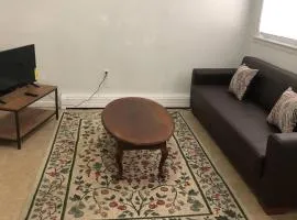 Private 3 bedroom and 1 bathroom house with direct NYC Manhattan train a 15 minute walk away