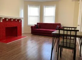 Large and private 3 bedroom and 1 bathroom apartment near Newark International Airport EWR and New York City