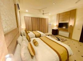 Shelton's Rezidor Hotel Gulberg Lahore, hotel near Allama Iqbal International Airport - LHE, Lahore