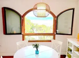 ROYAL BEACH - Appartment with sea view & terrace