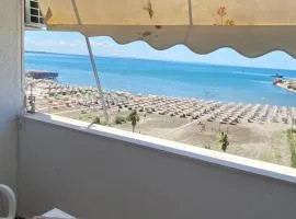 Albi Apartmet beachfront in Shengjin