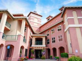 Borgata Lodge Resort, aparthotel in Kelowna