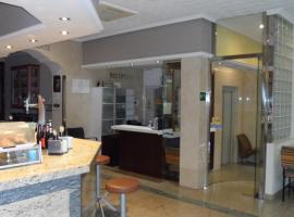 Hostal Coruña, hotel pre rodiny v destinácii Astorga