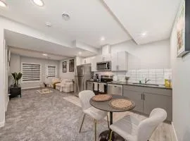 Cozy Basement Suite