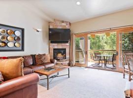 Lodge at Lionshead 406, hotel in Vail