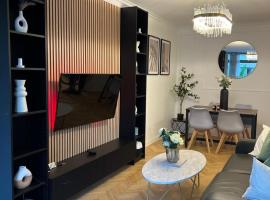 Excellent Apartment for Familly, hotel di Clichy