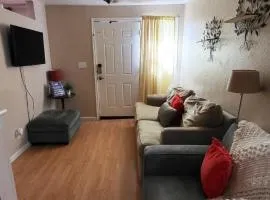 U3 - Comfortable 1 BR & 1 BA APT in DT PHX with pkg