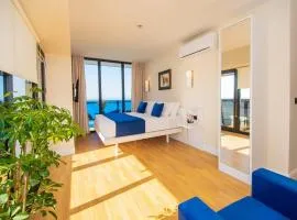 Panorama Central Sea View Orbi City