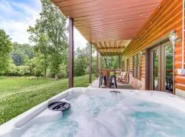 Waterfront Cabin in Ellijay Hot Tub and Game Room