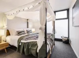 Bohemian Oasis Heart Of Prahran Near Greville St