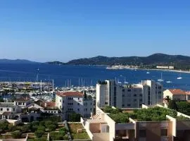 Le Lavandou, T2 avec piscine et parking, 4 couchages - FR-1-803-20