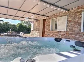 Maison du sud avec jacuzzi
