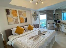 ์ฐํ๋ฅด๋๋์ ์์นํ ํธํ
Angel's Paradise