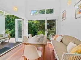 Straddie Glasshouse by Discover Stradbroke