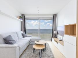 studio met frontaal zeezicht