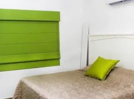 Casa Moderna Frente Alberca 3 min de la Playa Azul Pacifico