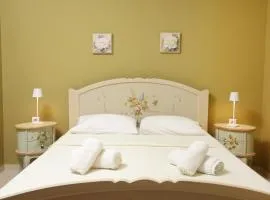Madlen Apartments