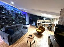 Jungle Gite, hotel di Fumel