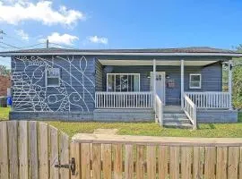 Close To Downtown Charleston! 4 Bed Retreat