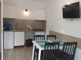 PAPROTÓWKA apartament Morski – hotel w mieście Paprotno