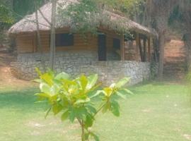 Cabanas Sierraverde Huasteca Potosina highland cabin, hotel a Damían Carmona