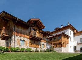 Agritur La Crucola, farm stay in Flavon
