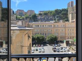 APARTMENT KATE on the PORT, acomoda&ccedil;&atilde;o com cozinha em G&ecirc;nova