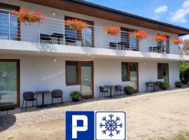 Pokoje Nadrzeczna, hotel v destinaci Augustov