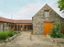 Musthay Mews Tockington cottage