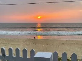 Yashasvi- Sea View Cottage