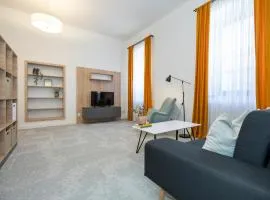 ALURE RESIDENCES 10 - 24h self check-in & private parking next to the apartment building included, CITY CENTER right on SNP Square in a quiet passage, new building, best deal in town