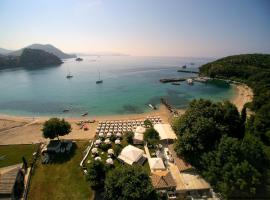 Cape North West, glamping site in Parga