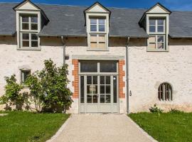 Château de Conon gîte l'Orangerie, hotel in Cellettes